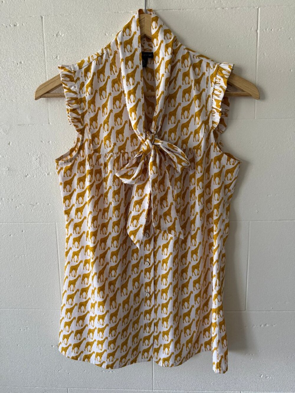 Tommy Hilfiger | Giraffe Print Sleeveless Bow Detail Ruffle Blouse | XS